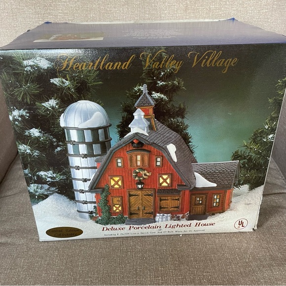 Heartland Valley Village Deluxe Red Porcelain Lighted Barn with Silo - Picture 1 of 6